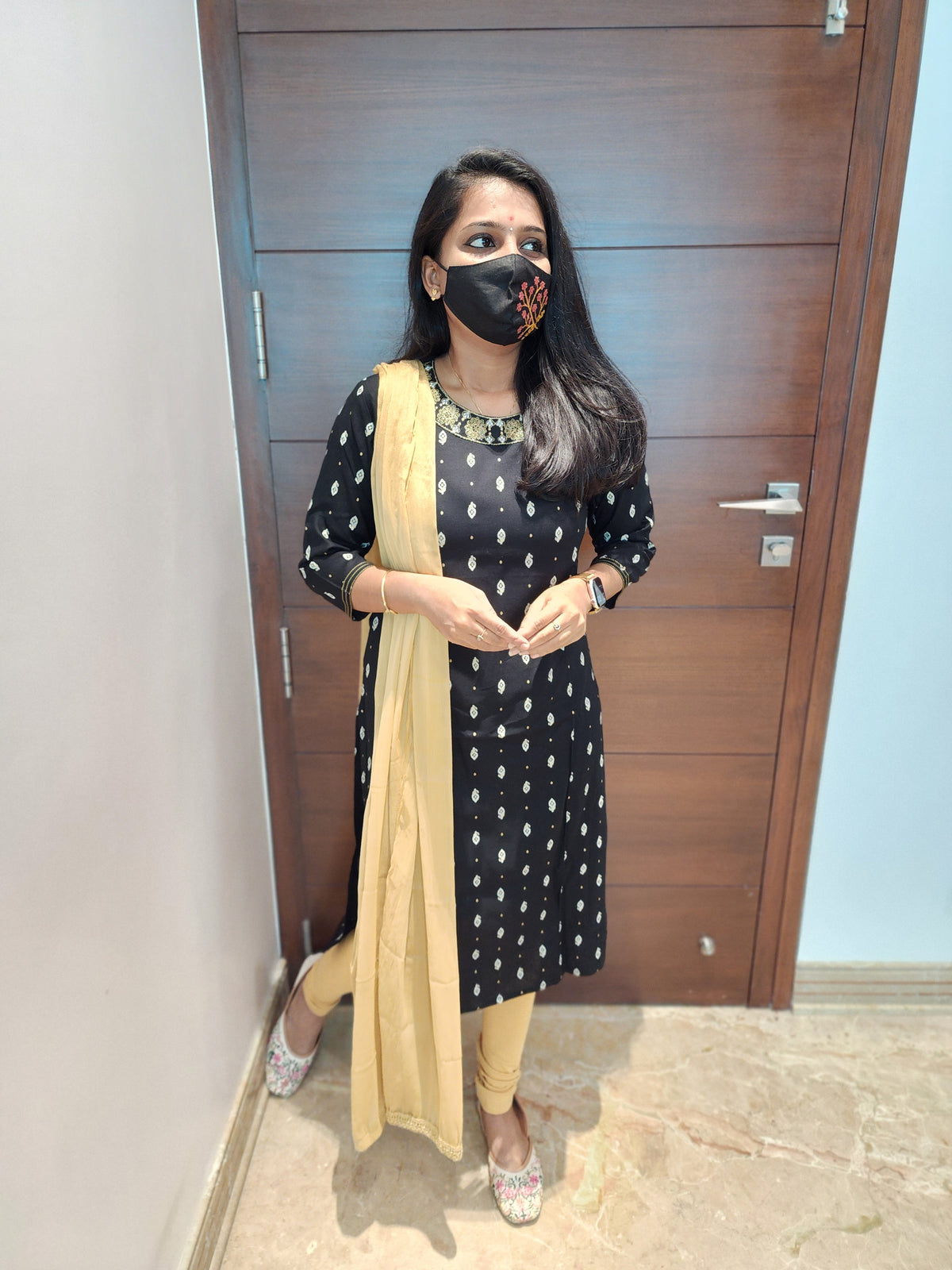 Office Wear (6469)