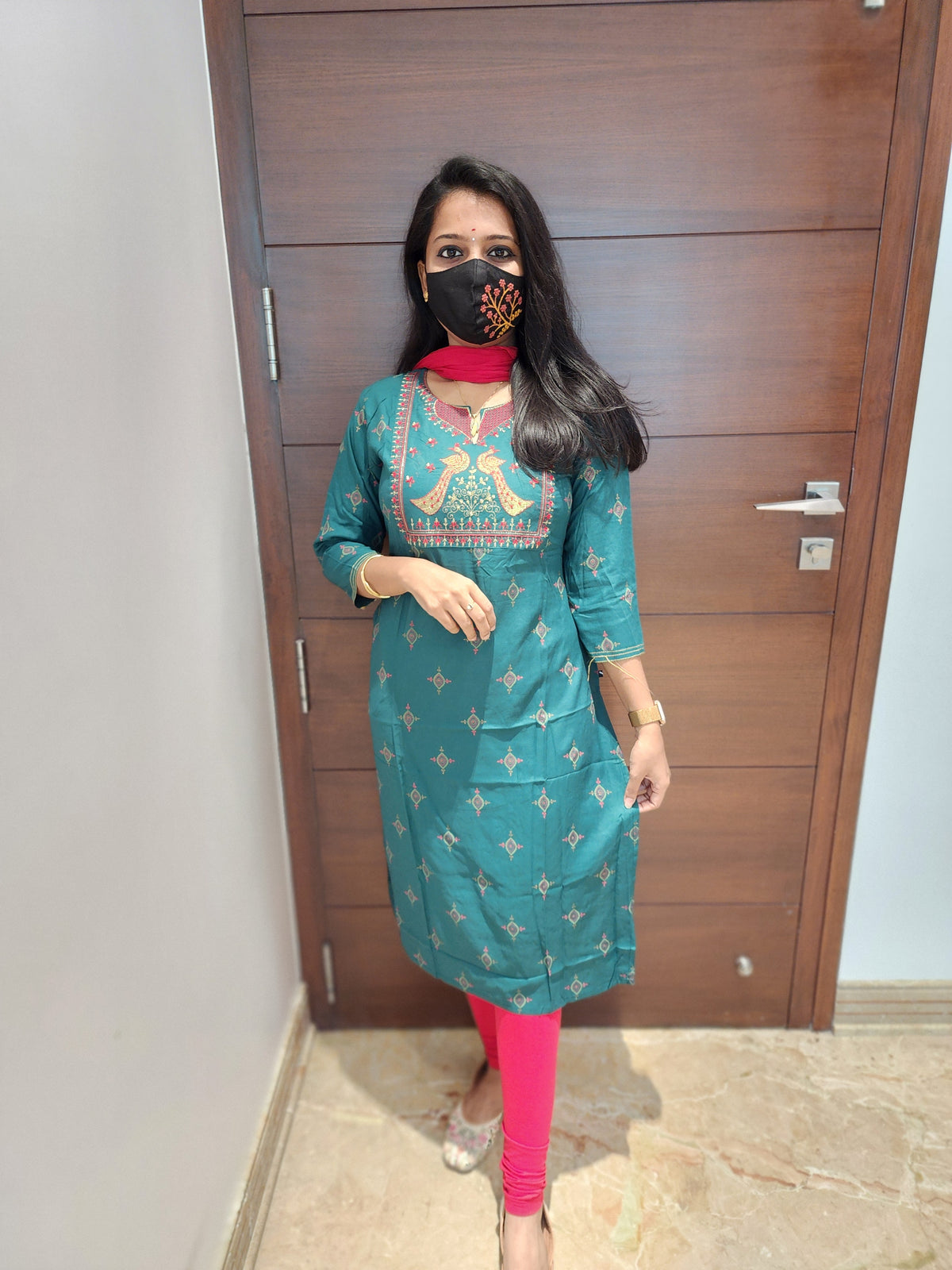 Office Wear (6528)