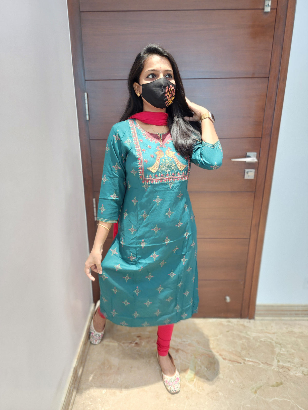 Office Wear (6528)