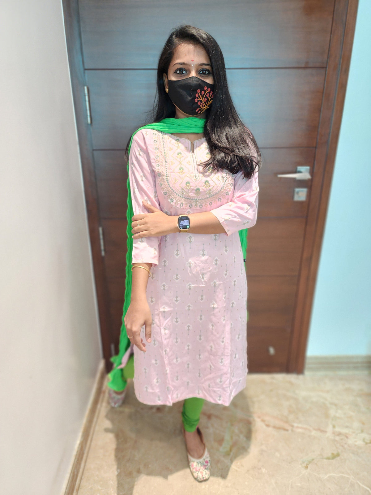 Office Wear (6532)