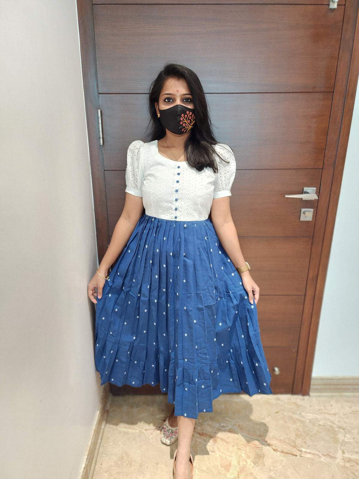 Hakoba Kurti (6633)