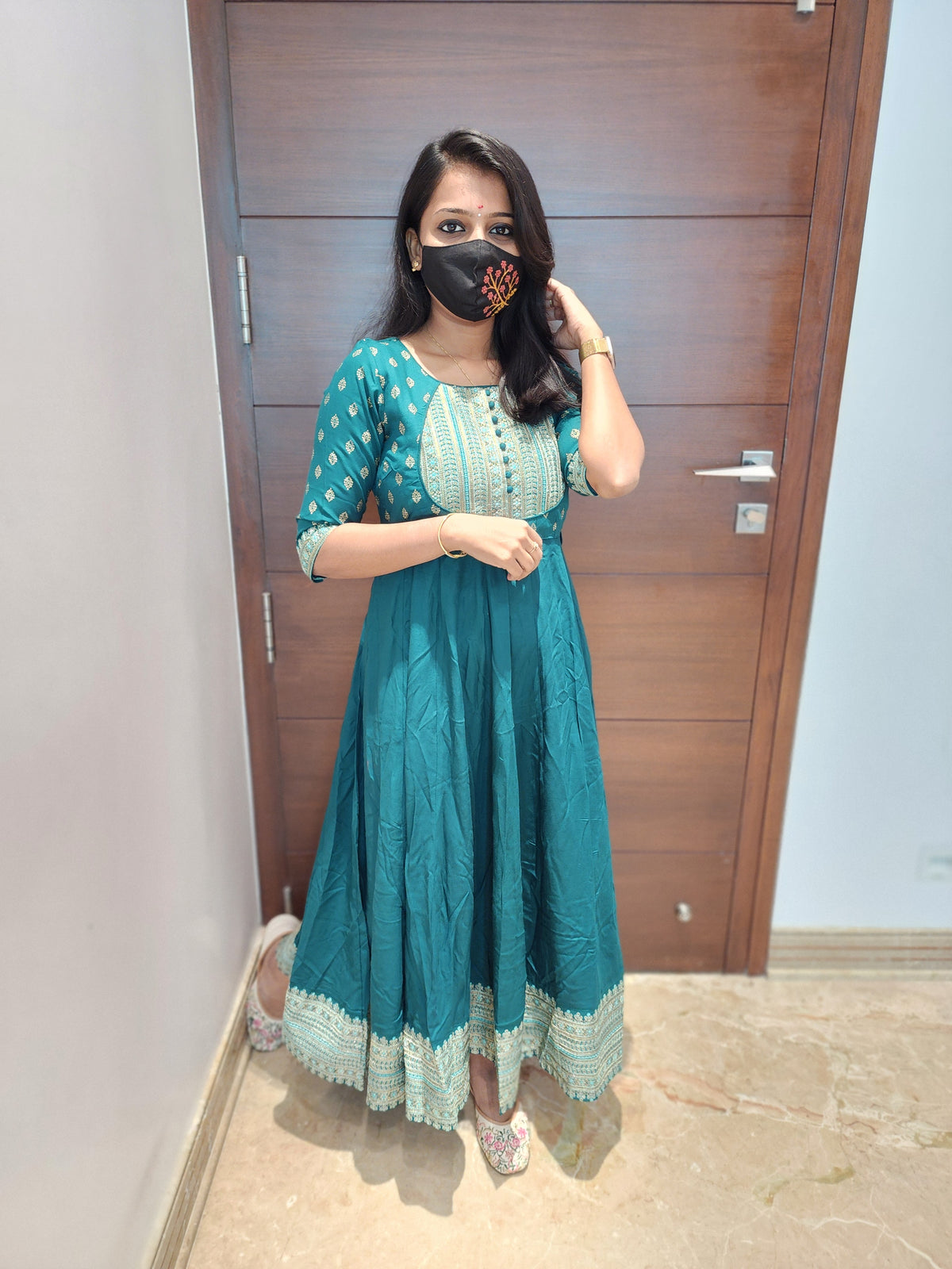 Anarkali kurti+hip belt (6727)