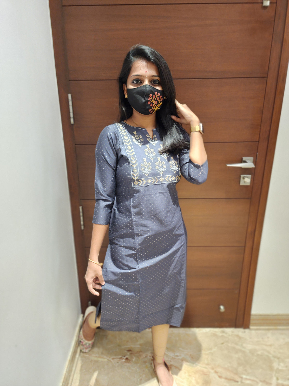 Office Wear (6749)