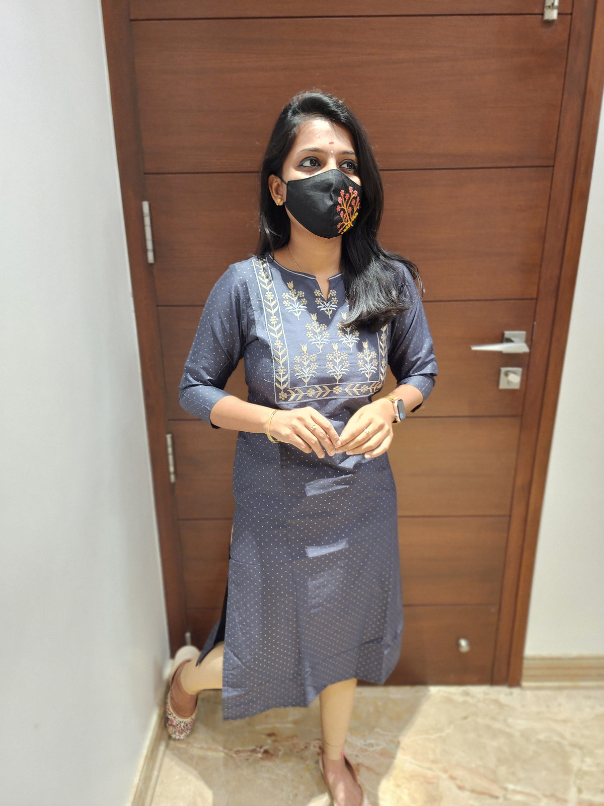 Office Wear (6749)