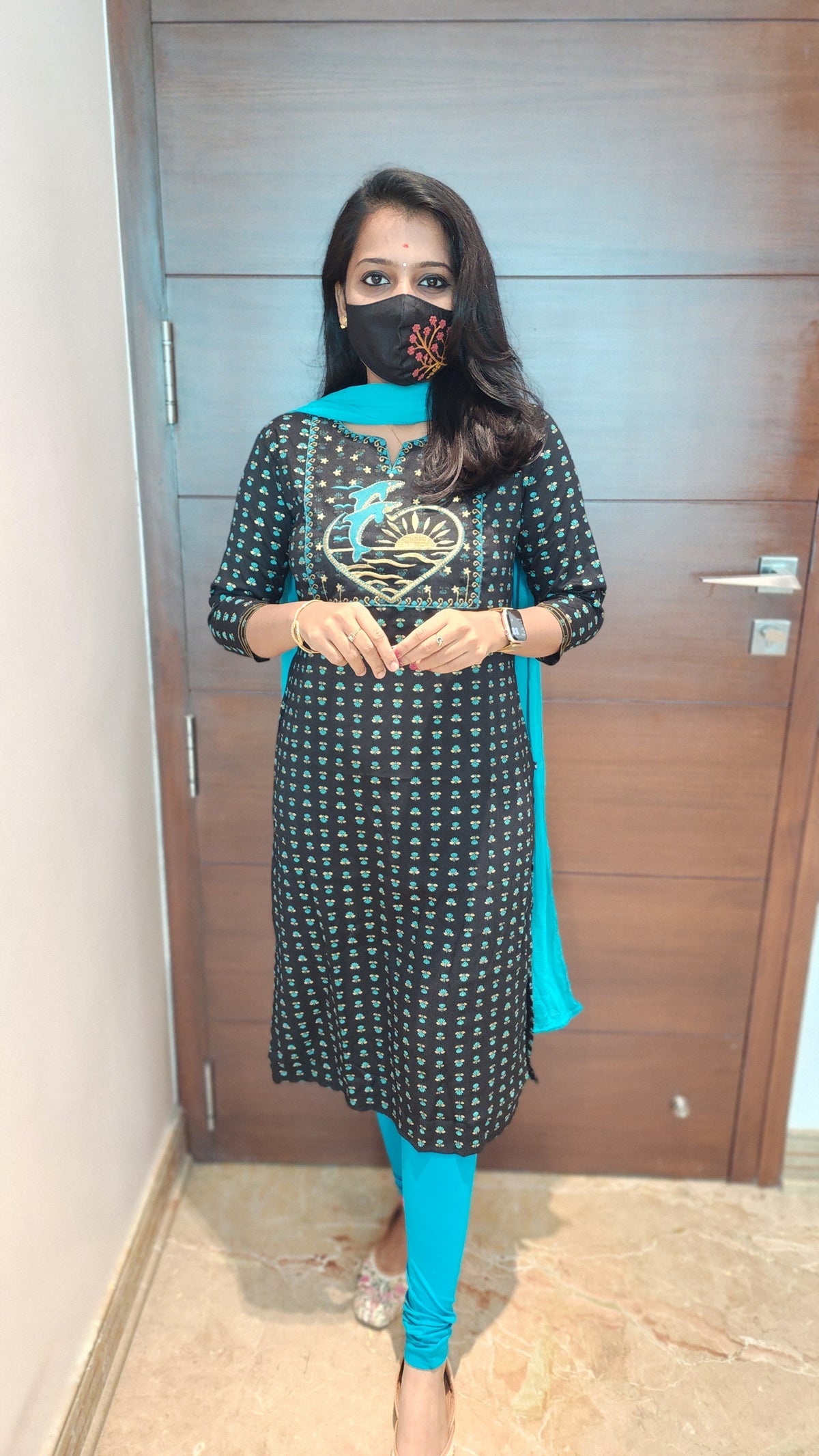 Office Wear (6836)