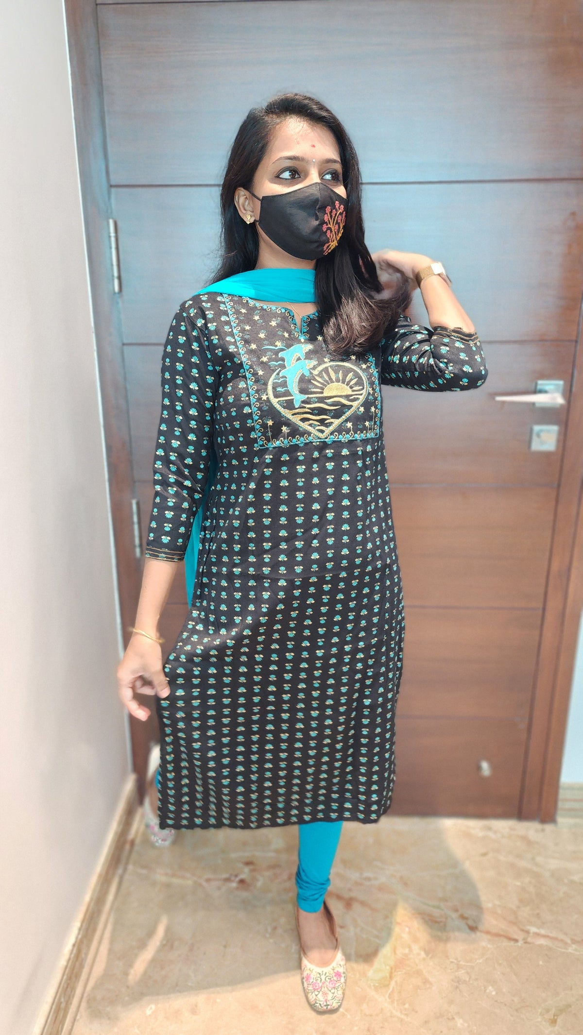 Office Wear (6836)