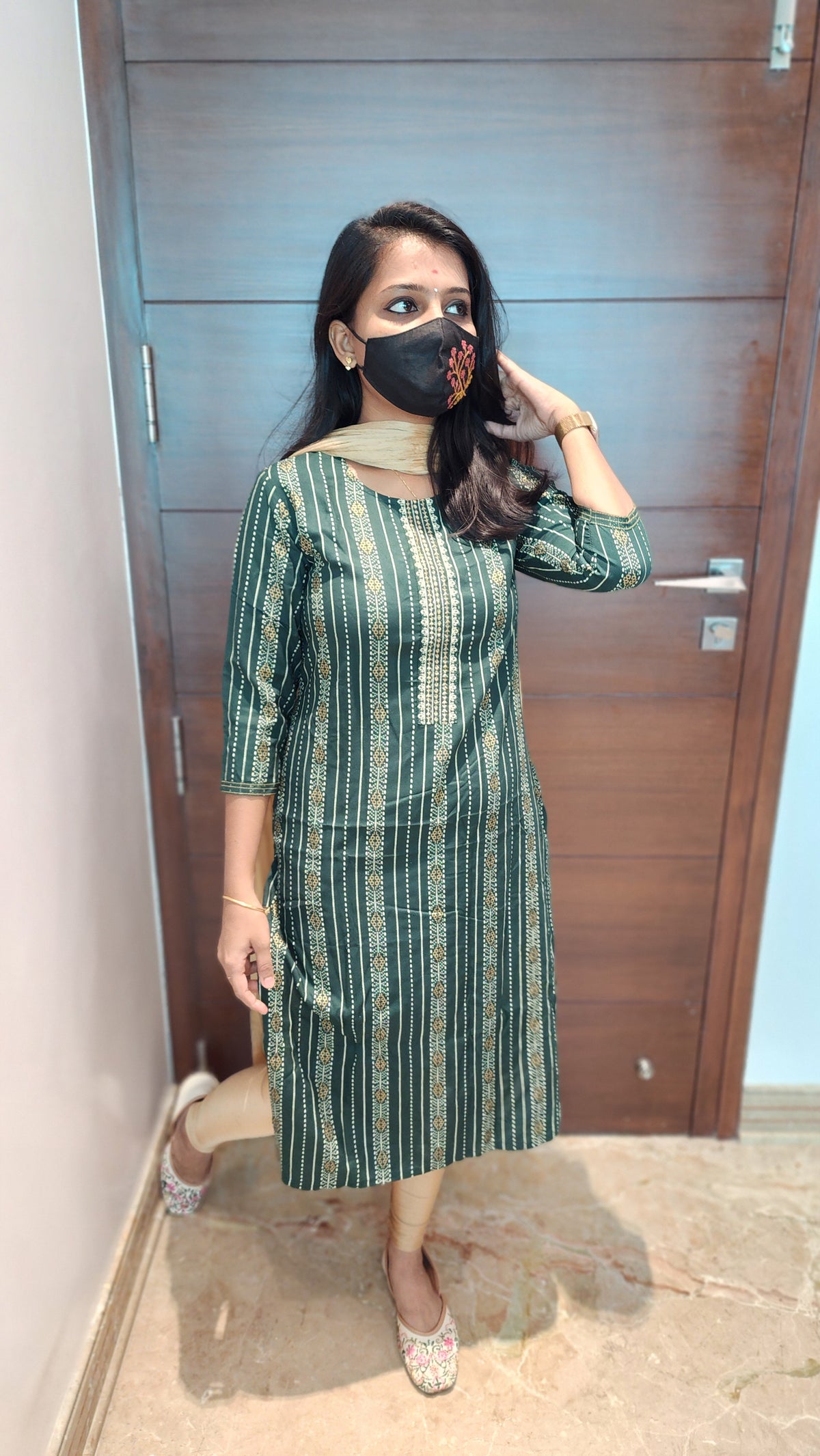 Office Wear (6839)