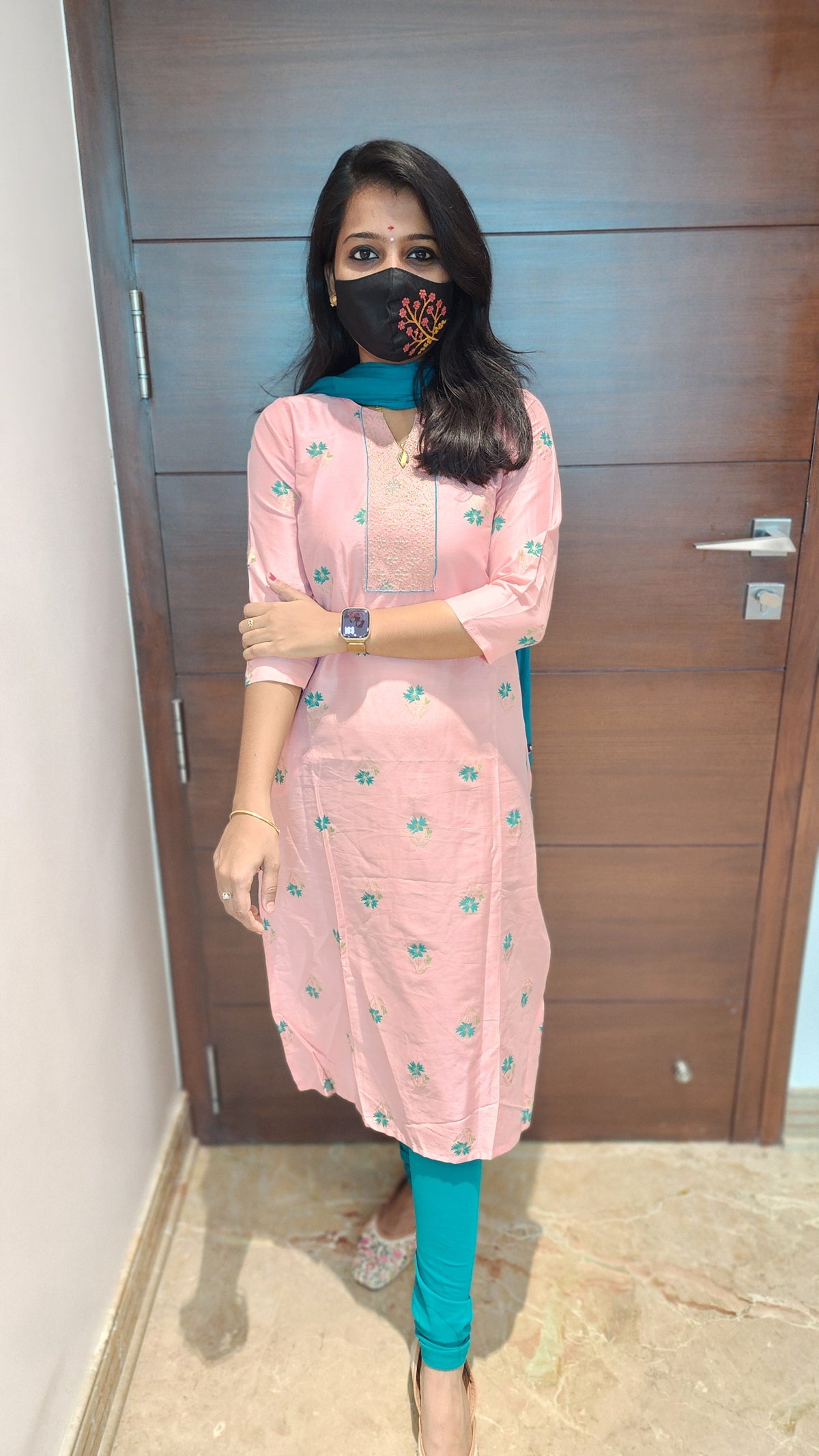 Office Wear (6911)