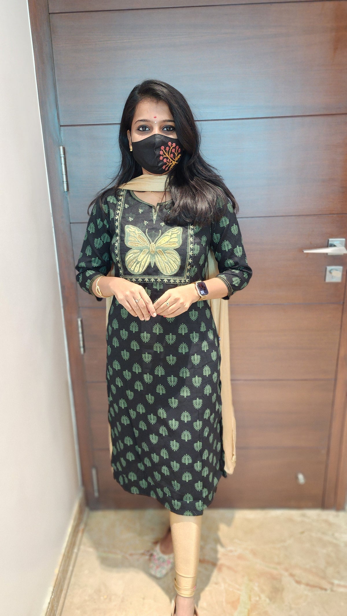 Office Wear (6907)