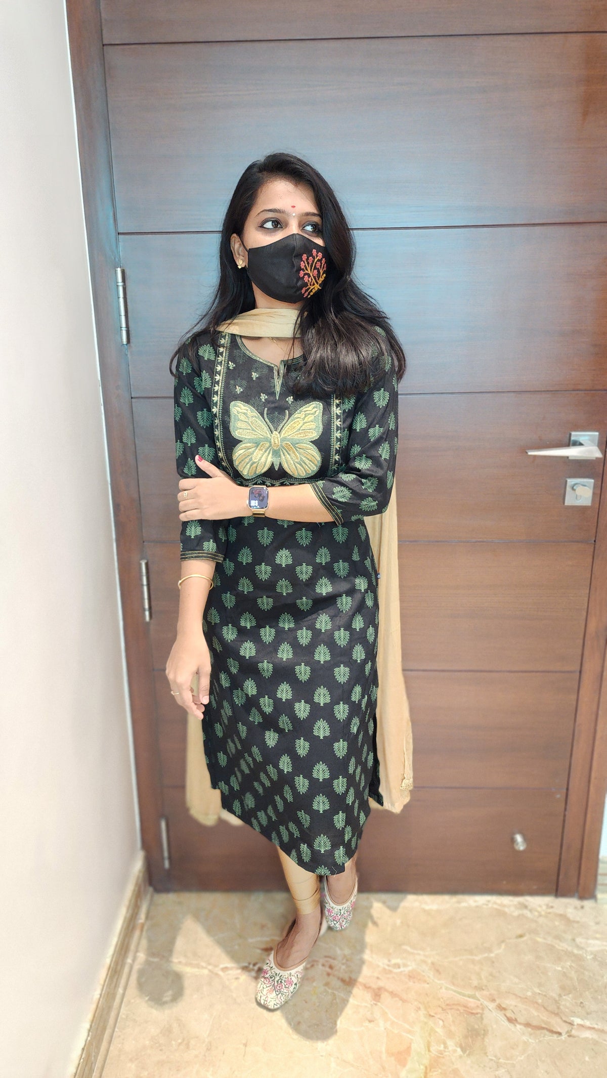 Office Wear (6907)