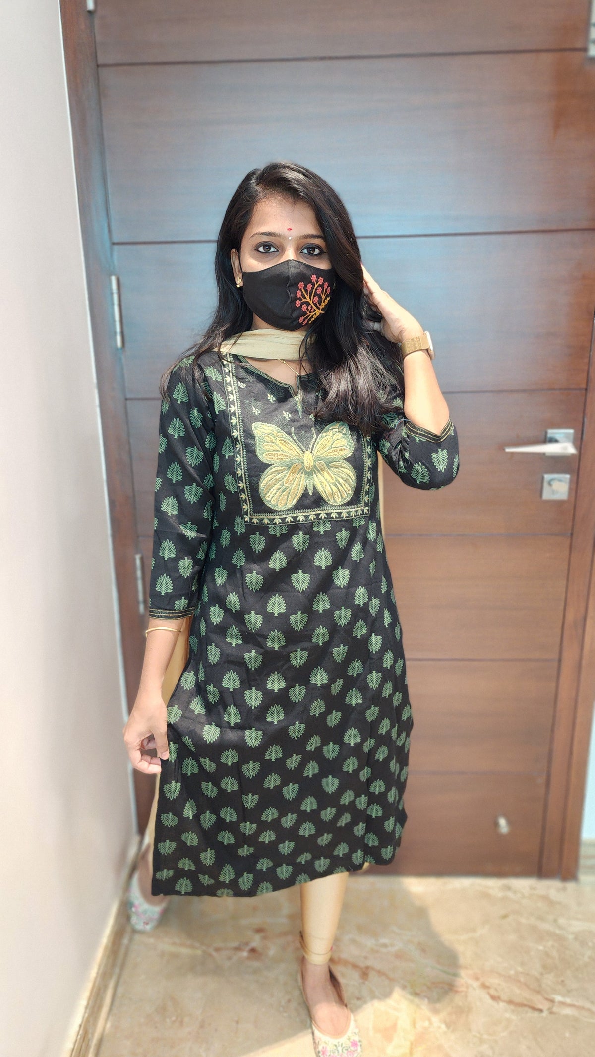 Office Wear (6907)