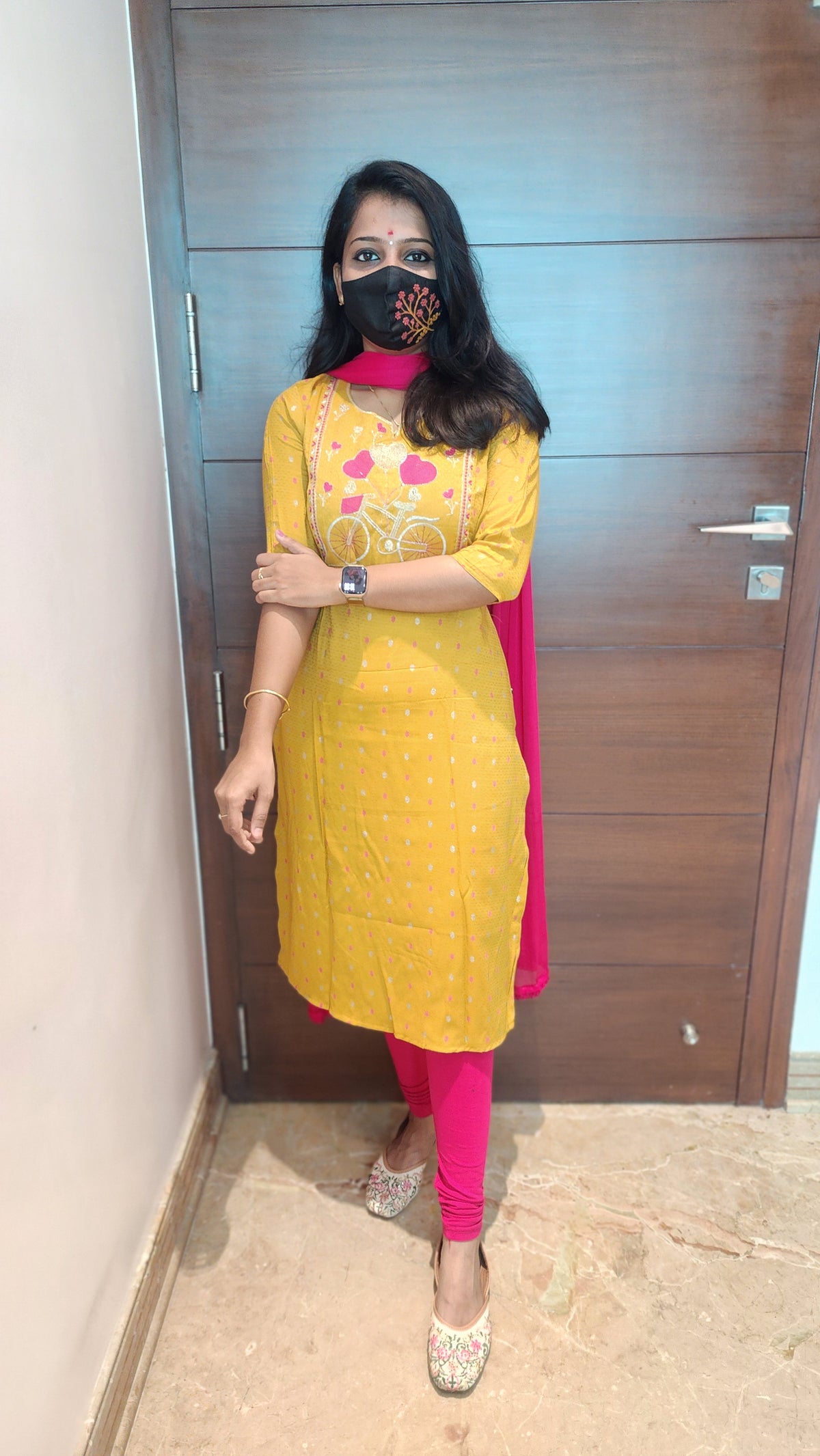 Office Wear (7044)