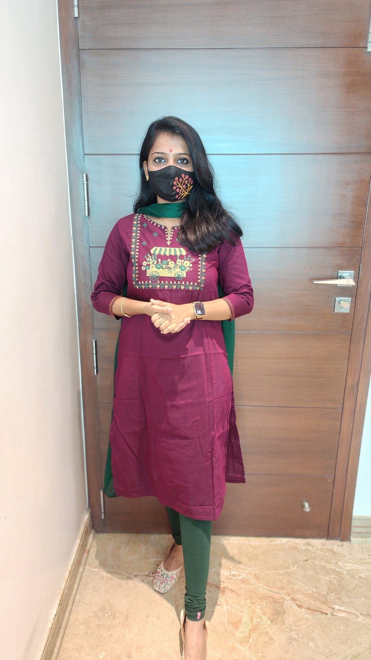 Office Wear (7046)