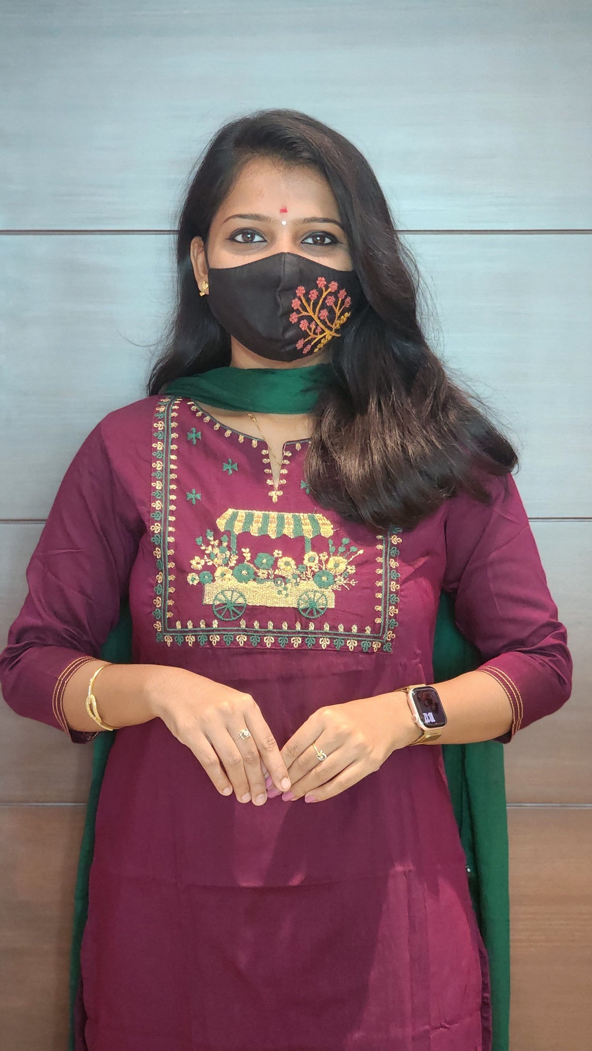 Office Wear (7046)