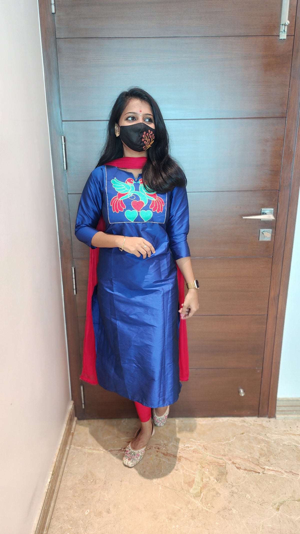 Office Wear (7047)
