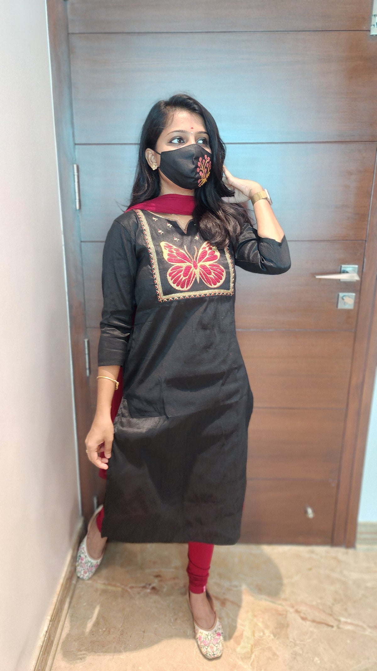 Office Wear (7043)