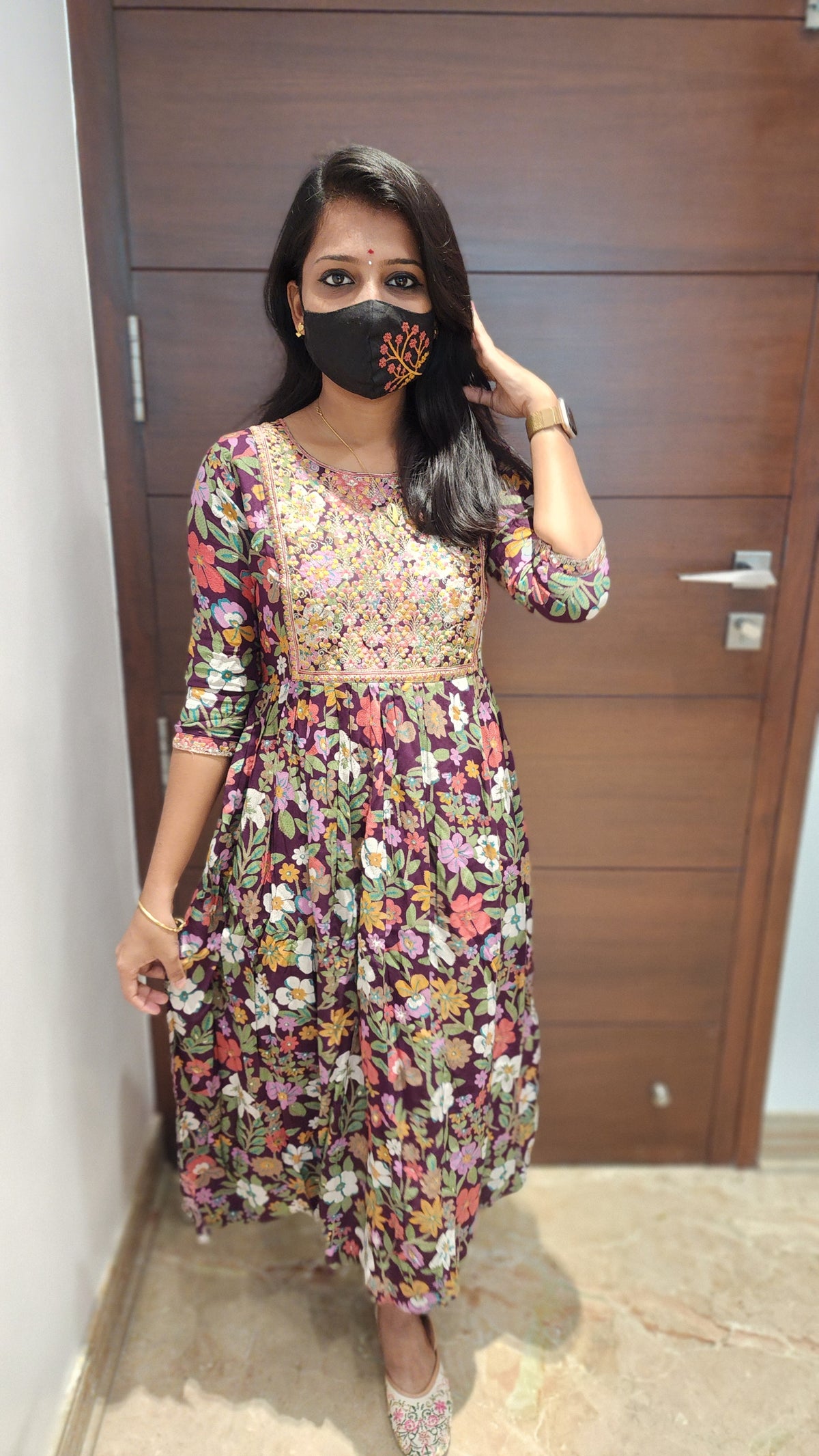 Nyra Cut Kurti (7114)