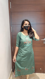 Hand embroidery kurti -Deer Theme (7911)