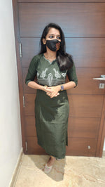 Hand embroidery kurti - Bird Theme (7914)