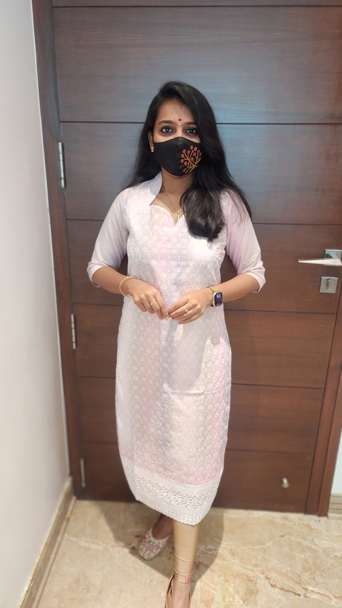 Chikankari Embroidery kurti (8093)