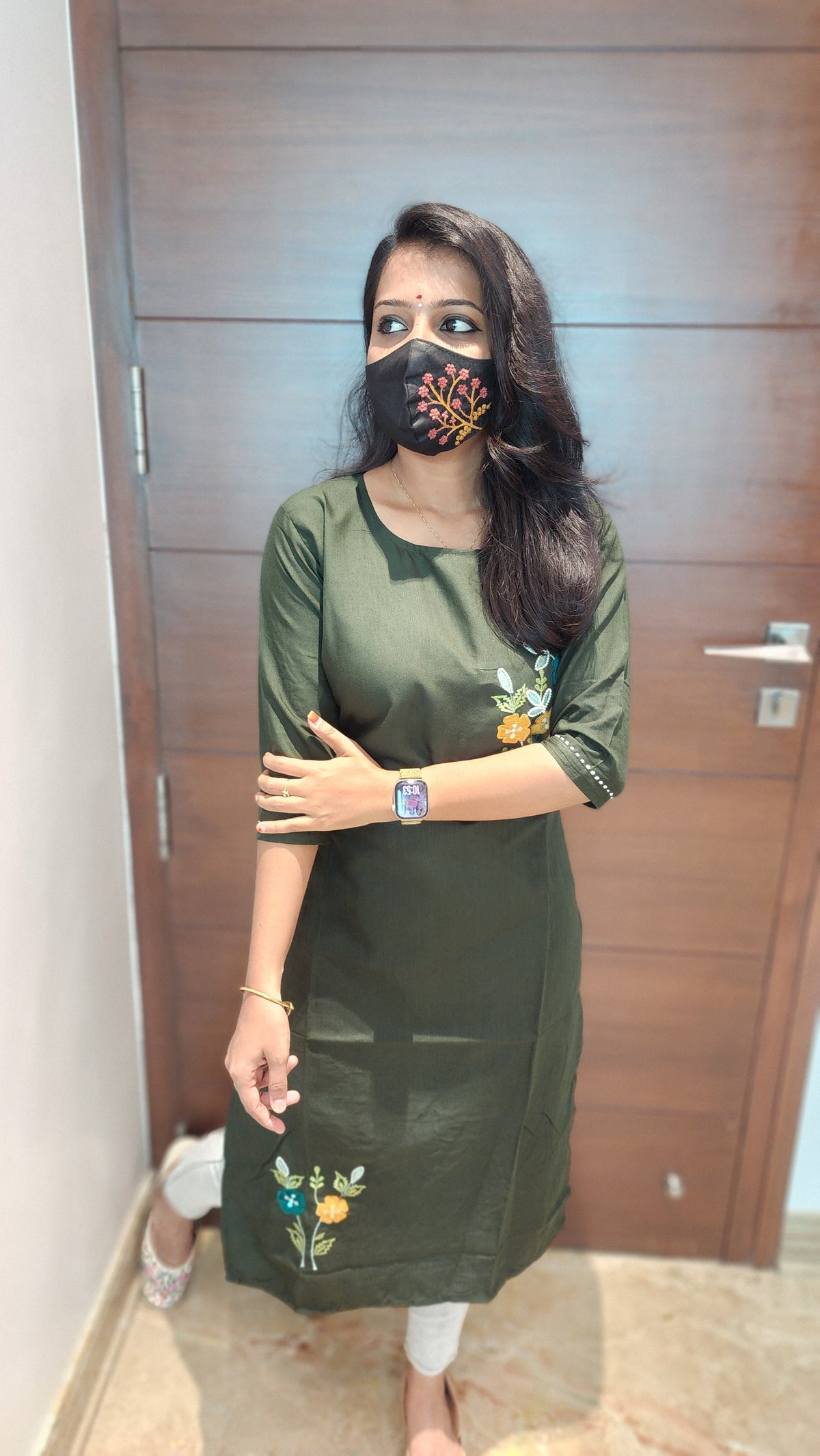 Hand embroidery kurti - Flower Theme(8318)