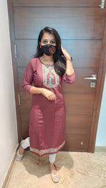 Hand embroidery kurti - Peacock Theme(8320)