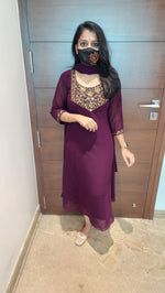 Ethnic Salwar set (Kurti+Dupatta) (8810)c