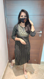 Office Wear - Embroidery(8867)c