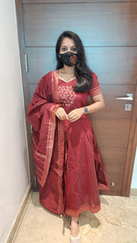Kolam Salwar Set(Kurti+Dupatta)(9002)