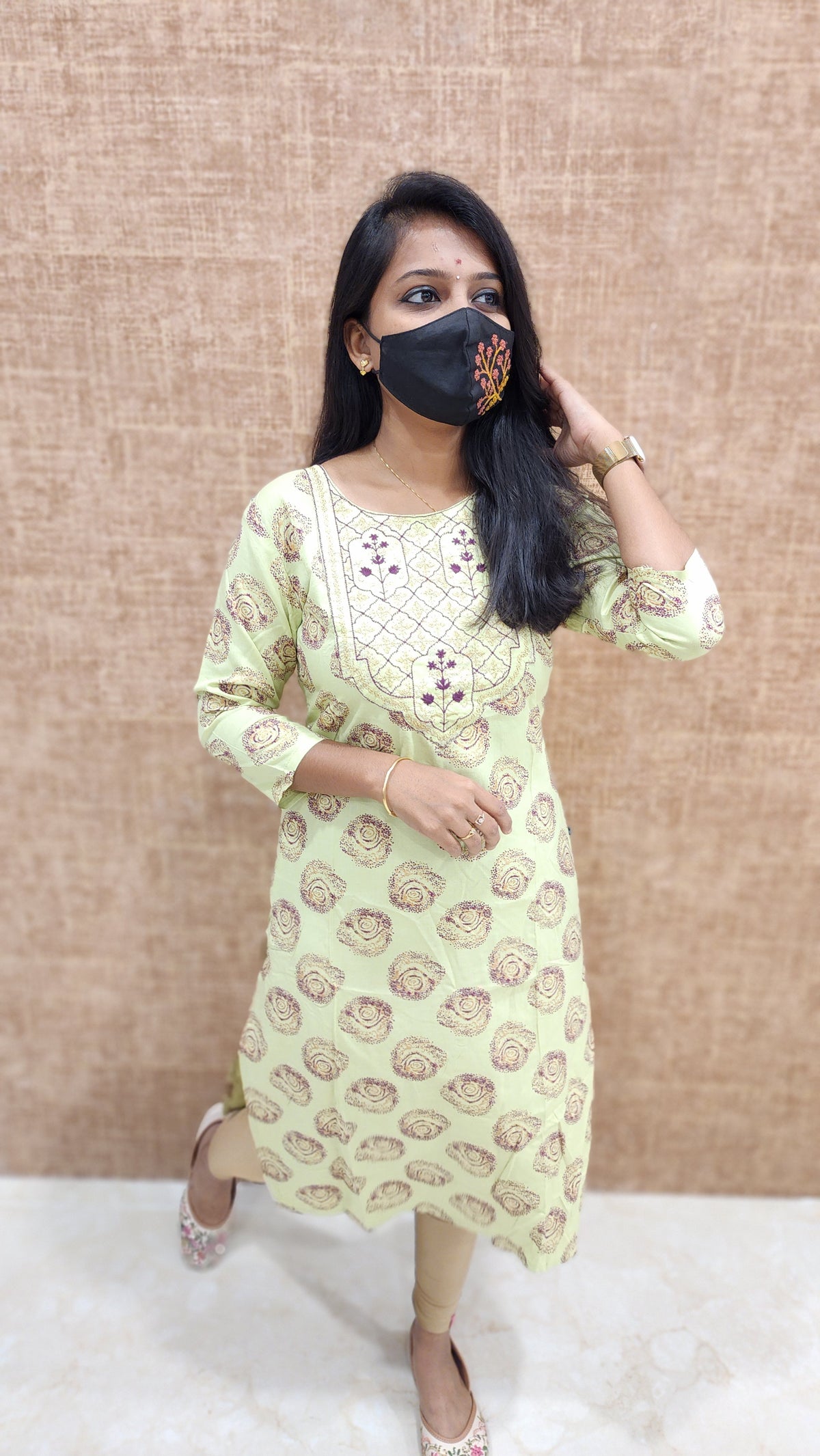 Office Wear - Embroidery (9052)