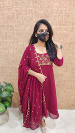 Ethnic Salwar set (Kurti+Dupatta) (9133)