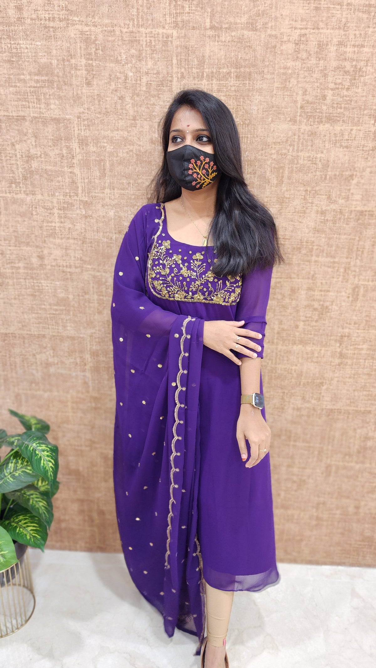 Ethnic Salwar set (Kurti+Dupatta)(9135)