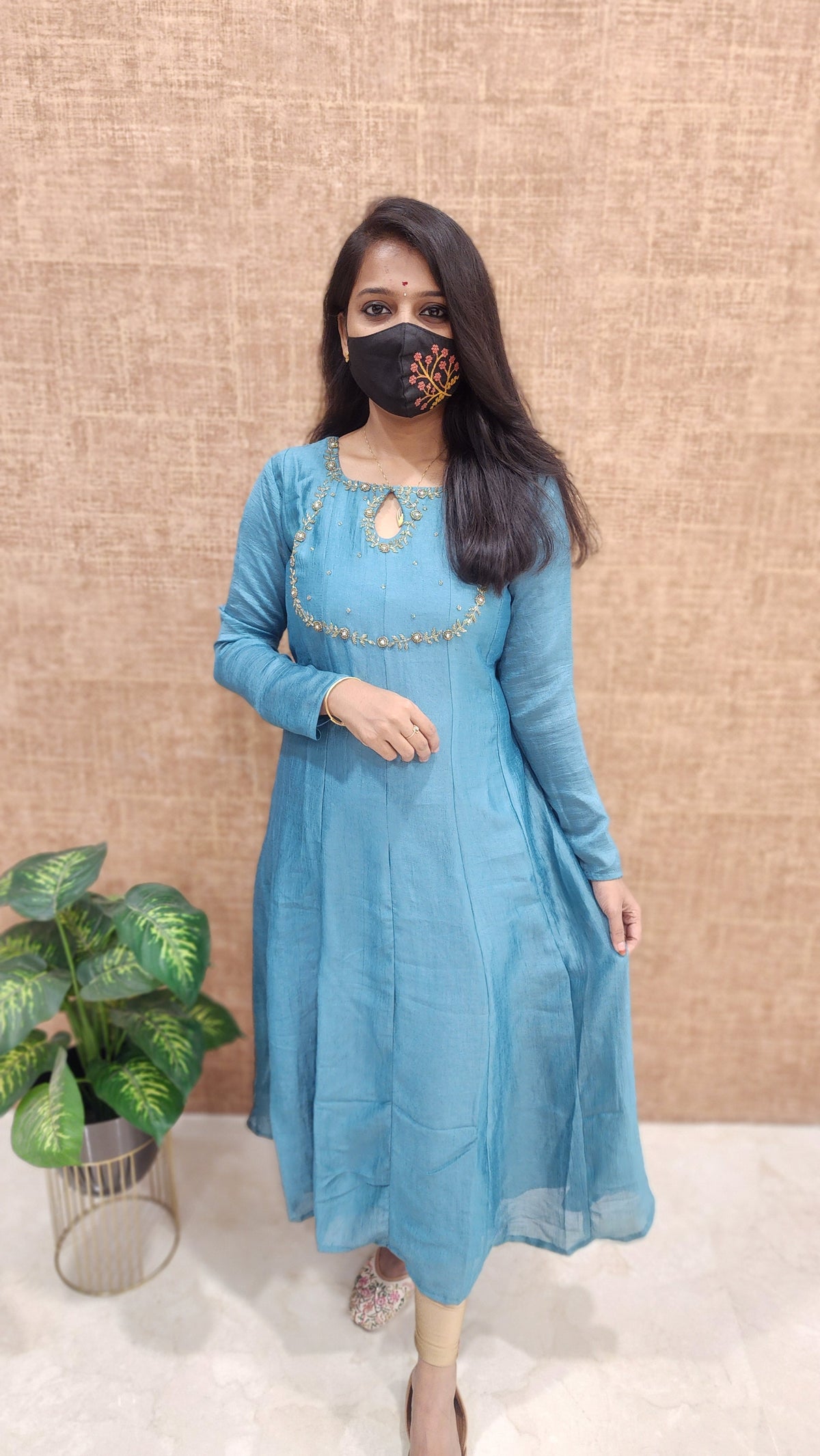 Festive Sale-Handwork kurti(9231)