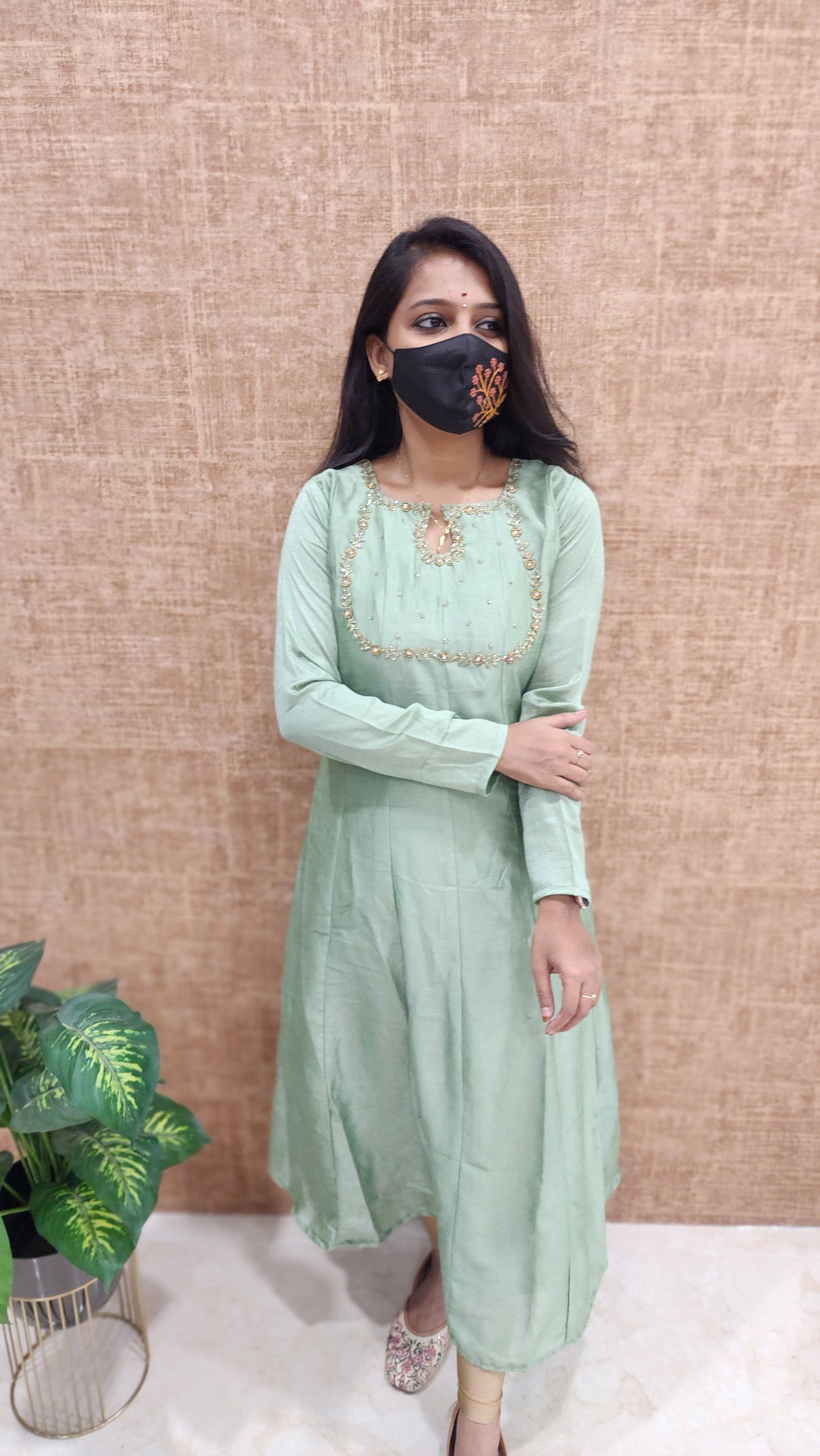 Festive Sale-Handwork kurti(9233)