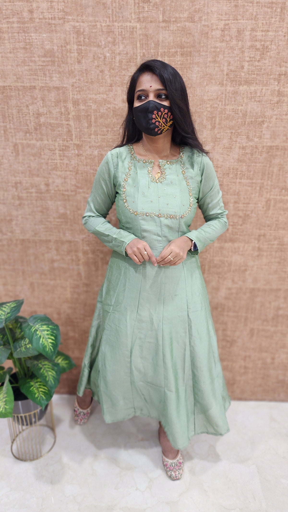 Festive Sale-Handwork kurti(9233)