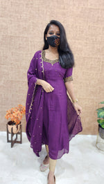 Ethnic Salwar Set (Kurti+Dupatta) (9245)c2