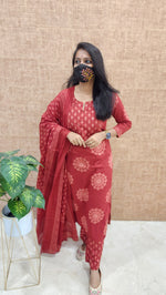 Salwar Set (9400)