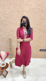 Hand embroidery kurti (9652)c