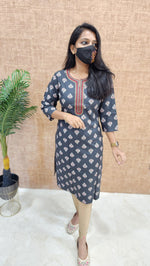 Office Wear - Embroidery(9855)