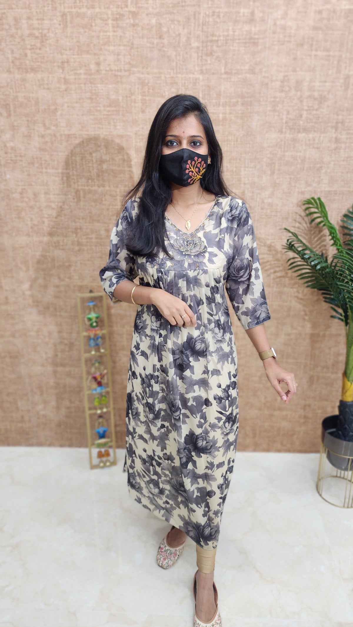Handwork Kurti (9901)