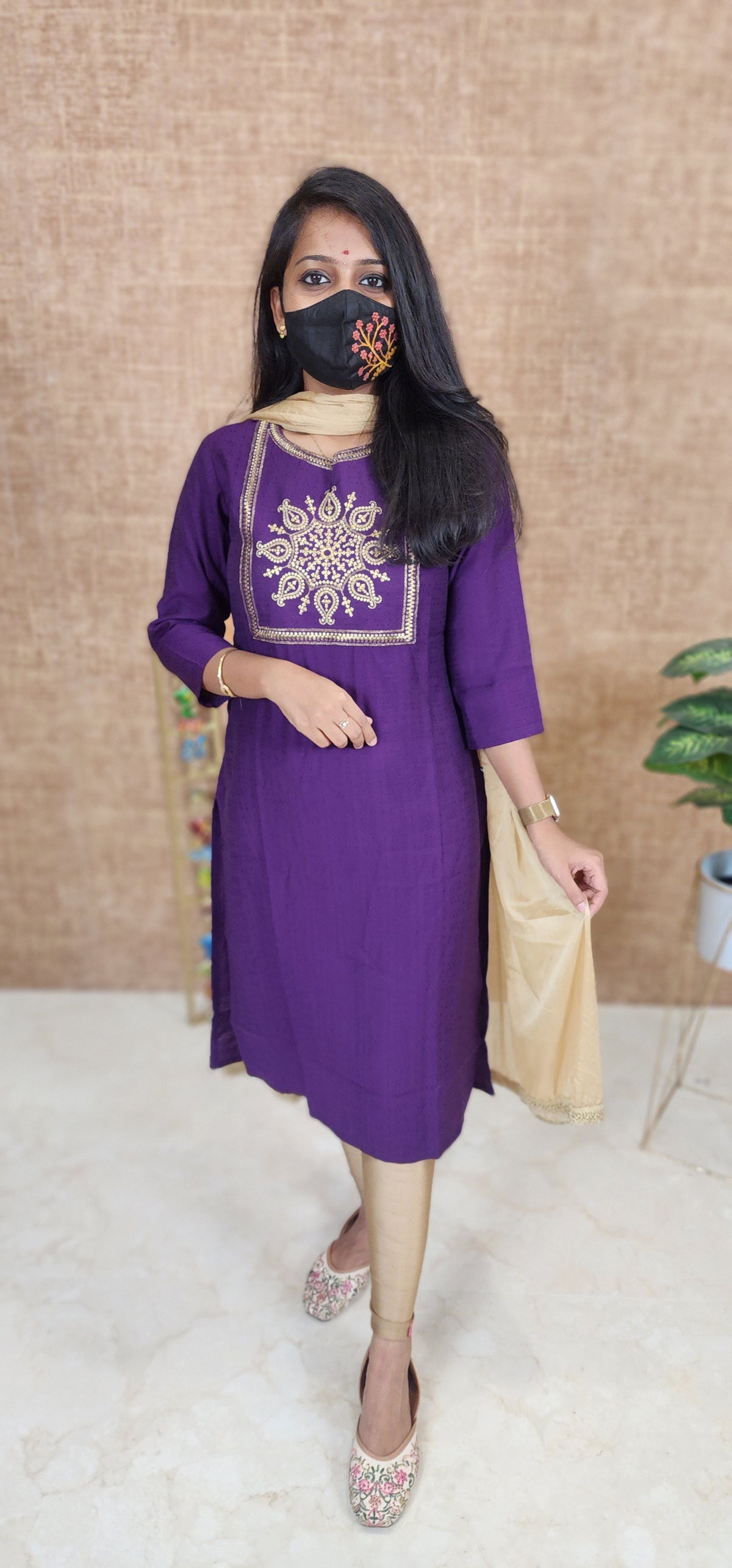 Office Wear - Embroidery (9967)