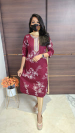 Office Wear kurti-Embroidery kurti(10035)c