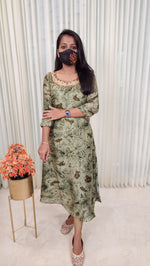 Ethnic Festive Wear -Jewel Neck Kurti (10419)