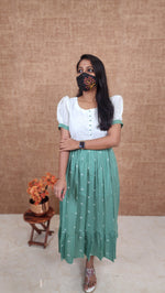 Hakoba Frock (10526)