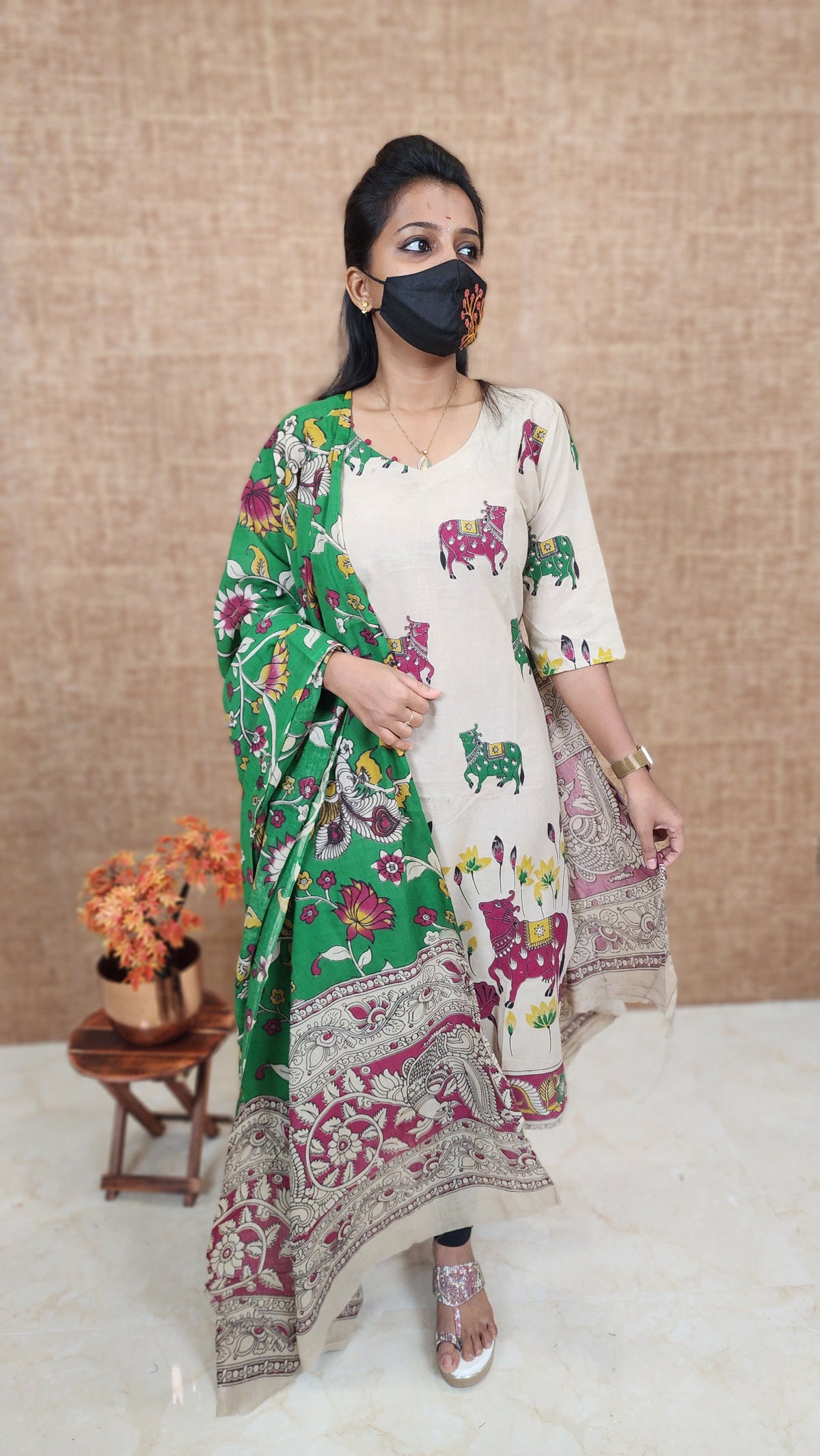 Salwar Set (kurti+Dupatta)(10533)c