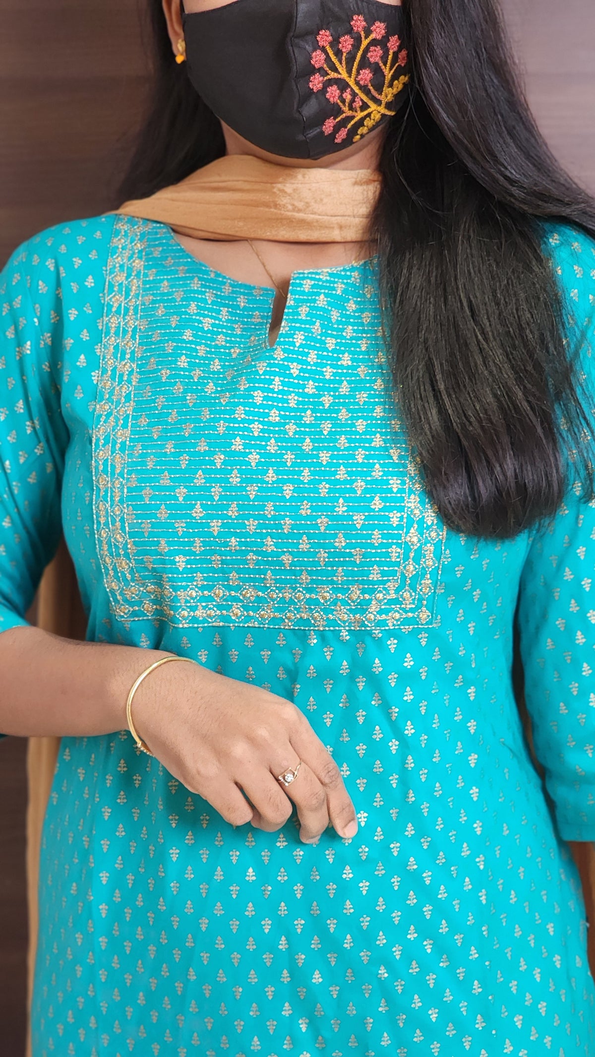 Office Wear - Embroidery (10729)c3