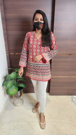 Western Short top (10900)