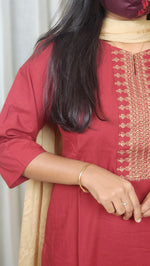 Office Wear - Embroidery (10860)c3