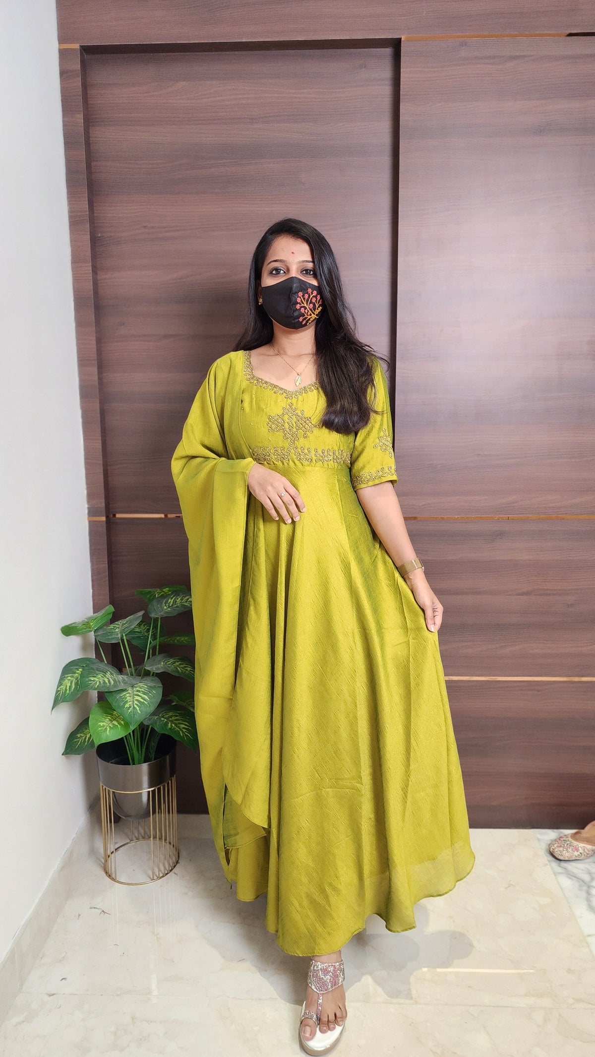 Ethnic Salwar Set (10998)