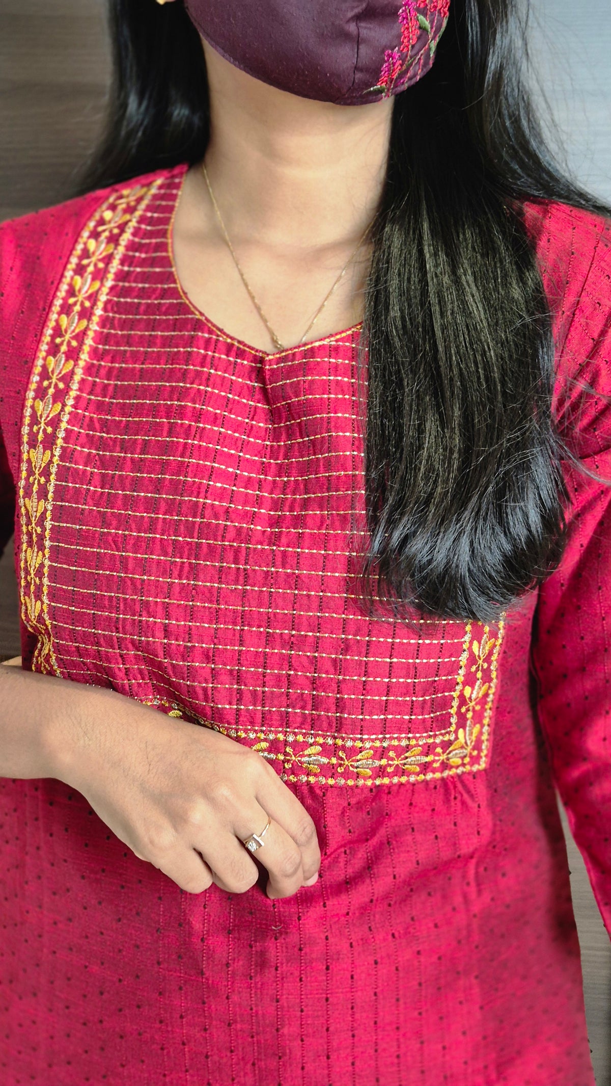 Office Wear - Embroidery (11317)